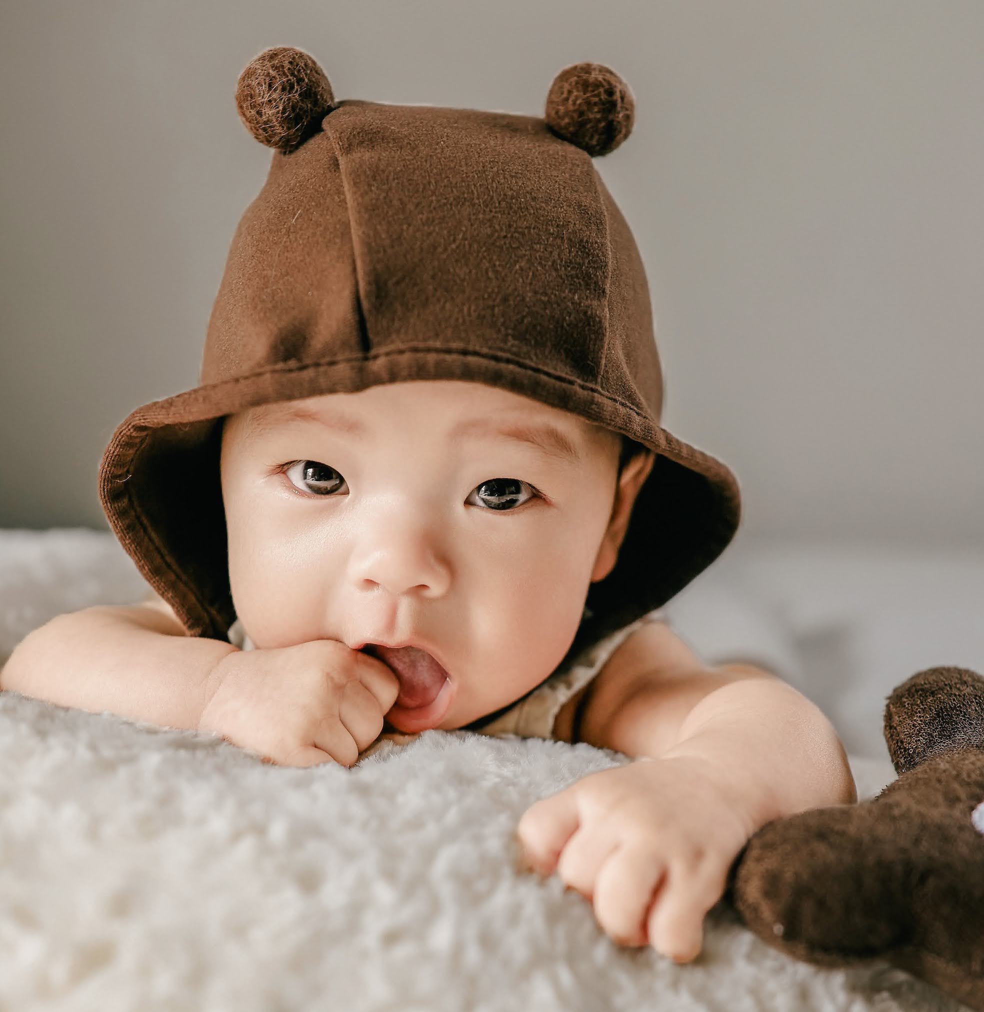 Bay Area baby photography - newborn and milestone baby photos